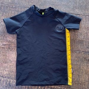 nununu swim rashguard
